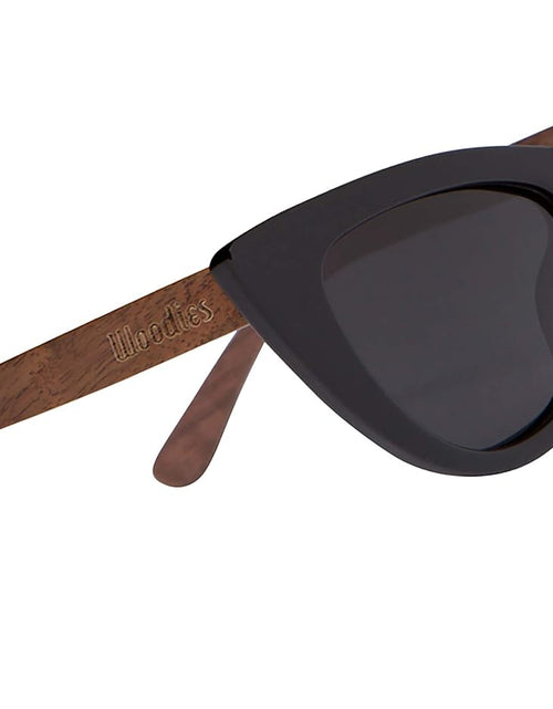 Load image into Gallery viewer, Cat Eye Black  with Polarized Lenses
